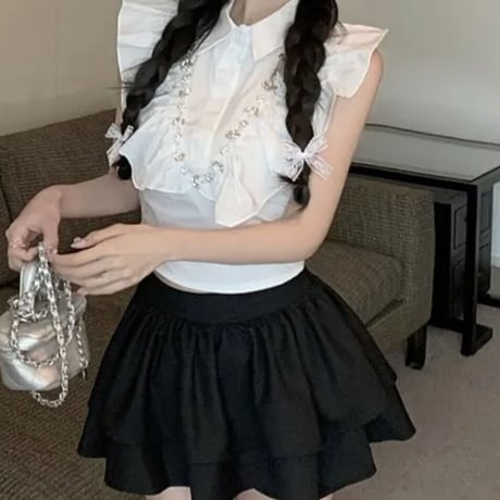 ビジュー付きノースリブラウス