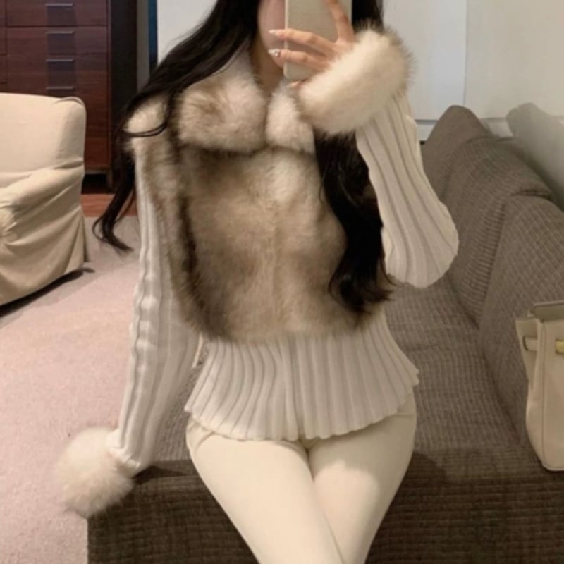 ファー付きニットトップス | ecrea