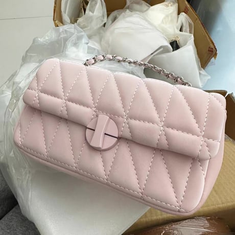 Candy Chain Quilted Bag 3色
