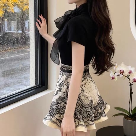 Ribbon Blouse & Lace Mini Skirt Set