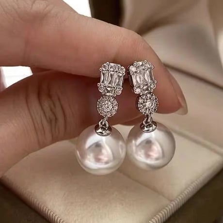 Bijou perl pierce 2種