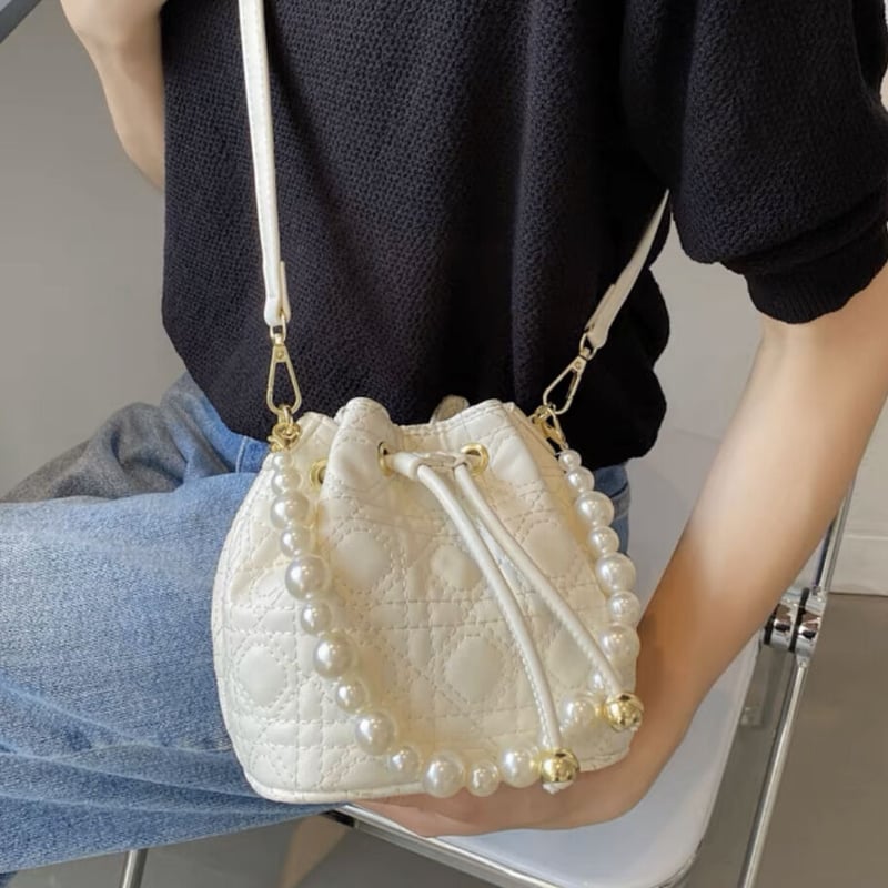 パール付きキルティングショルダーbag 4色 | ecrea