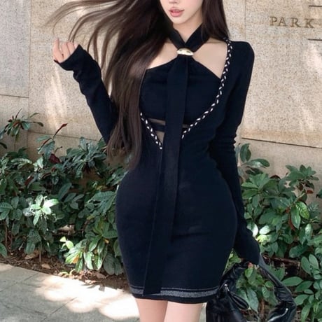 Ribbon Neck Cutout Dress 2色