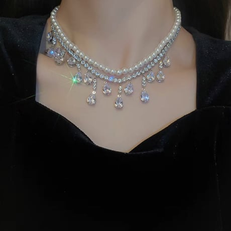 perl drop stone necklace