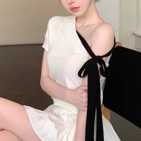 One shoulder ribbon tops 2色