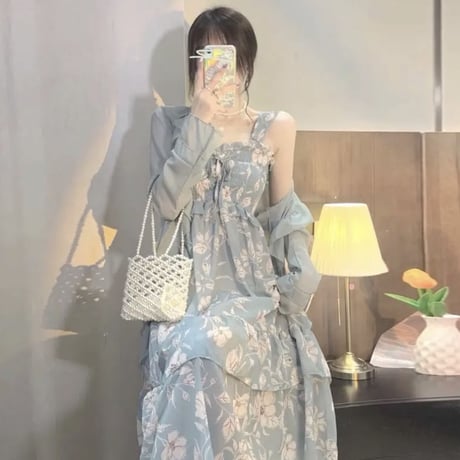 カーディガン＋フラワーキャミワンピset