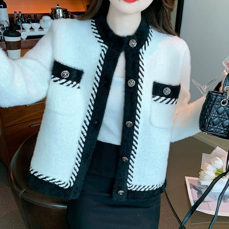 AVENIRETOILE バイカラーパールボタンニットカーディガン 今週末の要CHECKアイテム！ / バイカラーパールボタンニット