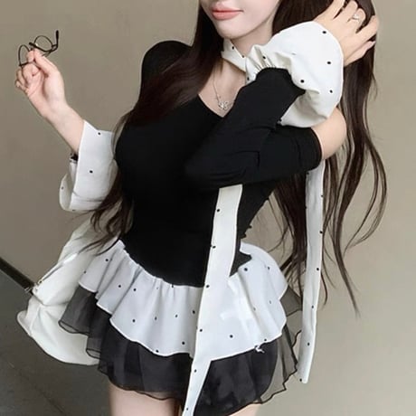 Mini Dot Monotone Top
