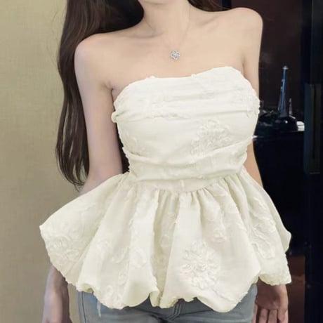 Floral Embroidery Peplum Top 2色
