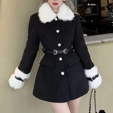 白雪りり様♡あやぽよ様ご着用♡White fur ベルト付き black コート