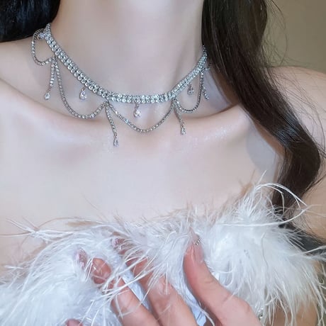 kirakira crystal necklace