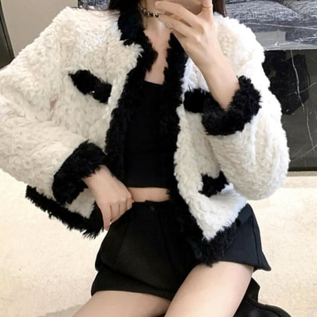 結城里華様ご着用♡もこもこバイカラージャケット