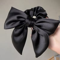 ブラックリボンシュシュ