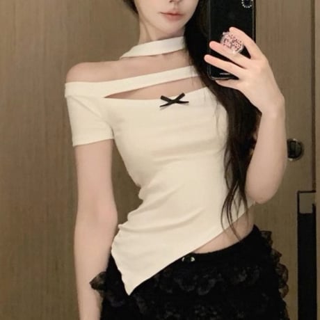 Cutout Ribbon Tops 2色