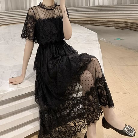 black lace medium op