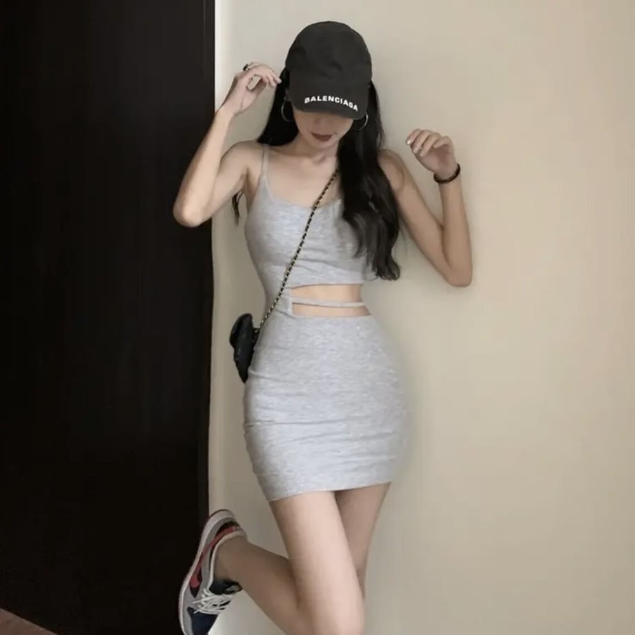 64e37a3dc4153f002e9001ae