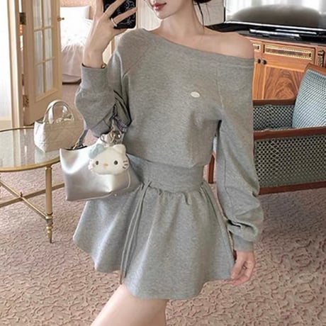 Casual Off-shoulder Sweat set up 2色