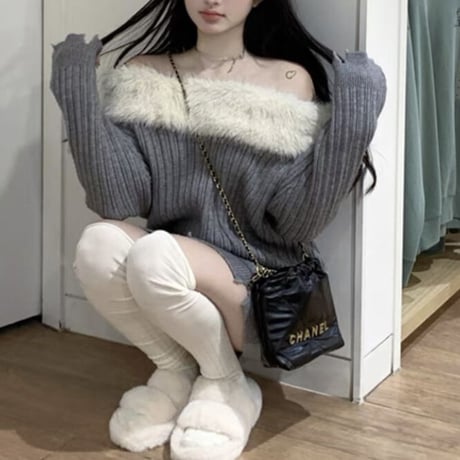 ファー付きダメージゆるニット