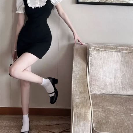 monotone girly 半袖ワンピ