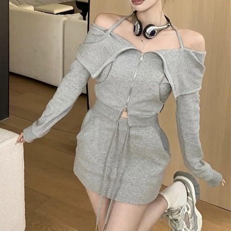 オフショルラフセットアップ