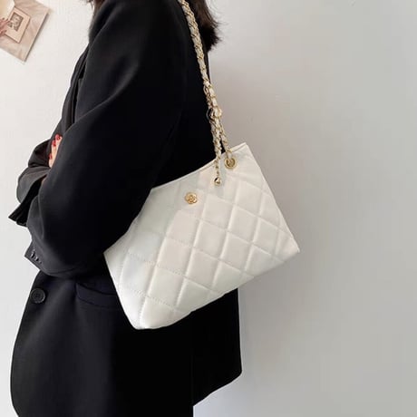 camellia quilting middle bag 3色