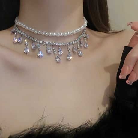 perl drop stone necklace