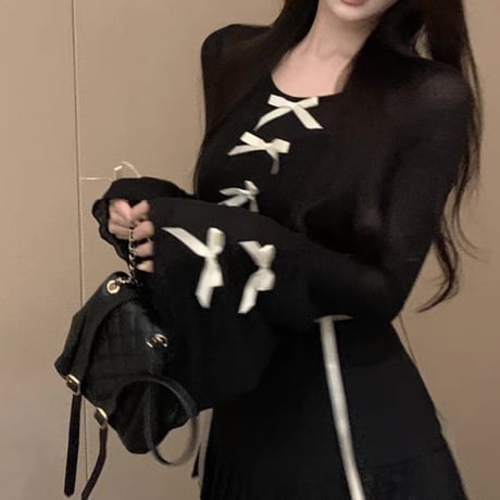 リボン付き トップス