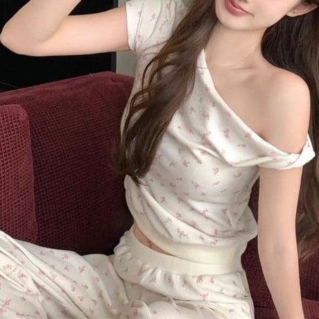 White Soft Lounge Set