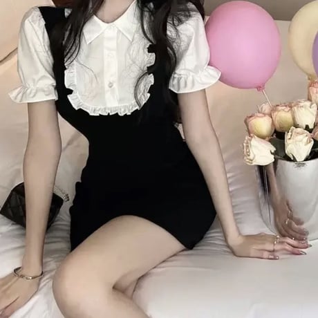monotone girly 半袖ワンピ