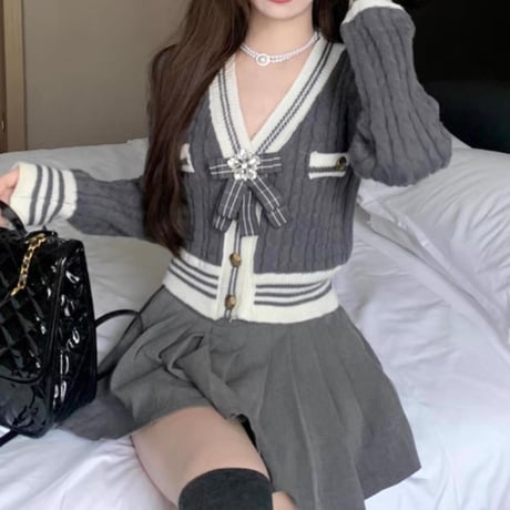 bijou broach バイカラーニットトップス 3色