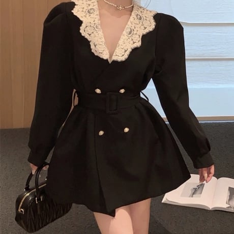 girly lace トレンチコート