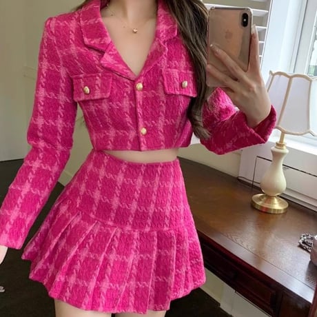 vivid pink セットアップ