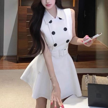 Belt button flare dress