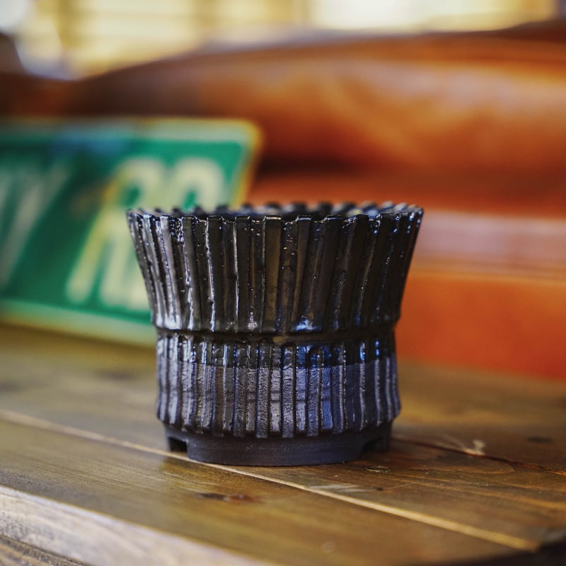 桑江良寿 歯車鉢-ブラック-4号 | Supervoid Caudex