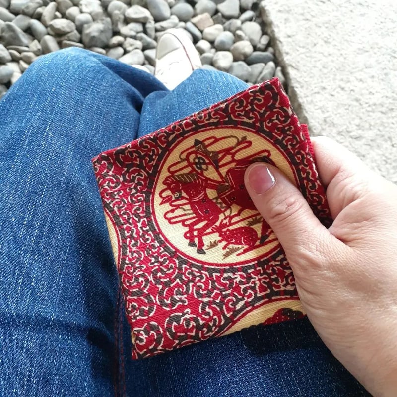 祖母の家に宿る座敷わらし パワーチャージプレート