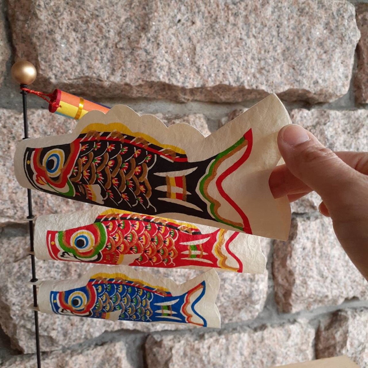 卓上鯉のぼり「悠々」 | 静岡市立芹沢銈介美術館museumshop 卓上鯉のぼり「悠々」 | 静岡市立芹沢銈介美術館museumshop