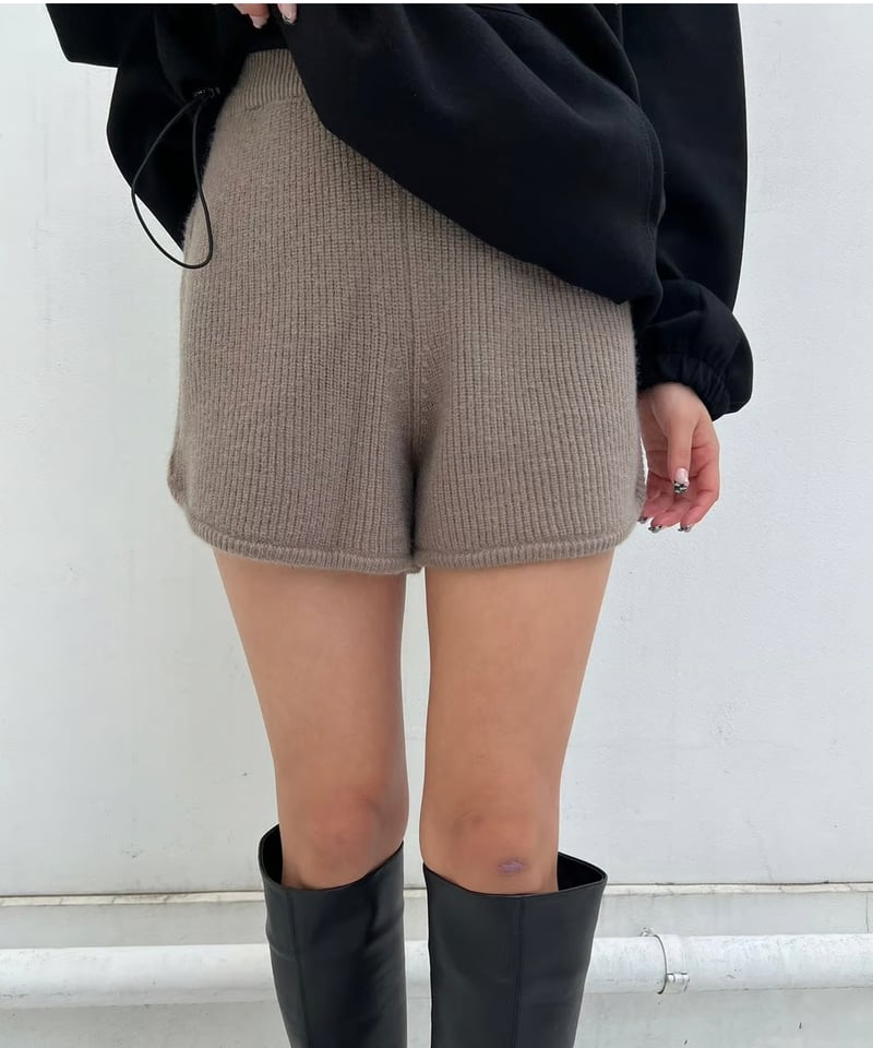 Knit Short Pants'Micro'#933 | tablethotel-SEGUR.