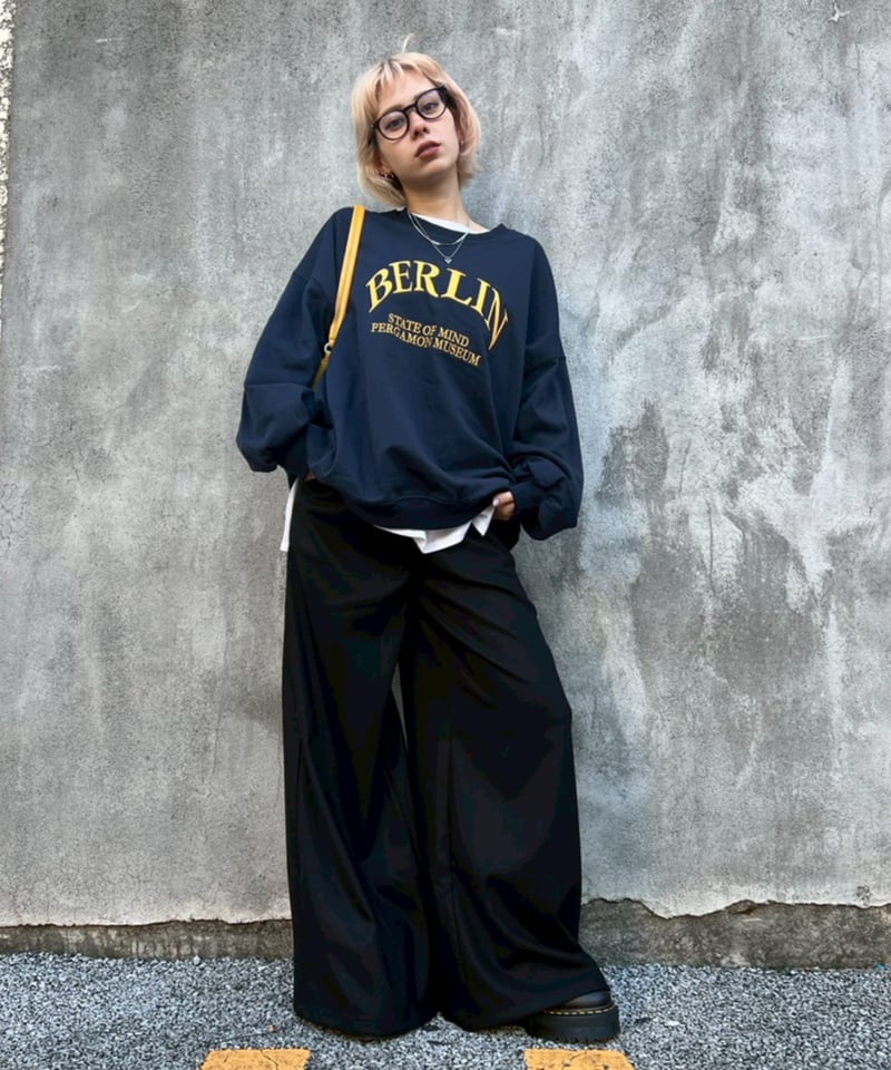 College Logo Sweat-shite'BERLIN'#233259 | table