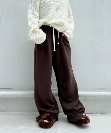 tablet hotel SEGUR wide スウェットカーキ　新品タグ付 CATEGORY PANTS | tablethotel-SEGUR.