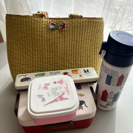 保冷ランチトートバッグ　（ヌビキルト×リバティ　スターストラック）