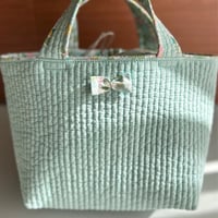 保冷ランチトートバッグ　（ヌビキルト×リバティ　ベッツィクラシカルグリーン）