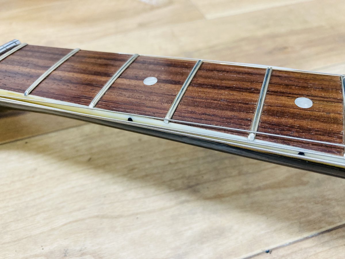 ⭐*♪様 【動画】Silver tone ビンテージ ギター セミアコ 62年製 mqdefault.jpg