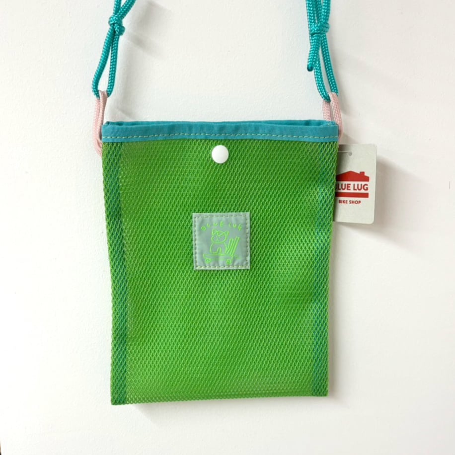   ☆ サコッシュ CAILLOU MINI ミニサコッシュ メッシュバージョン | roll