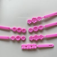 プラスチックお花ピンピンク2pc