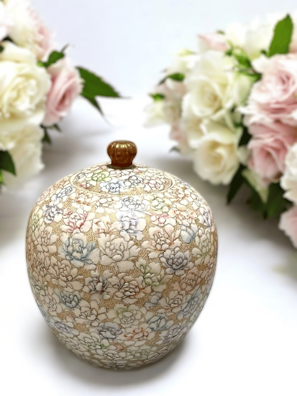 薩摩焼 京薩摩 巧山作 花尽し茶入 | ギャラリー兼井