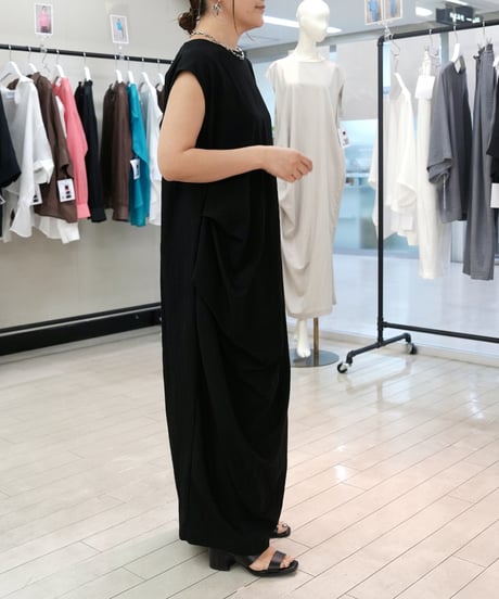 Asymmetry　tuck onepiece ラスト2点