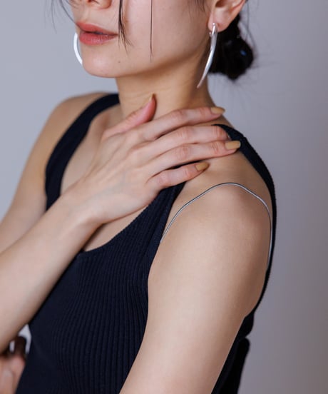 【CHIGNON】　ｽﾈｰｸﾁｪｰﾝﾌﾞﾗｽﾄﾗｯﾌﾟ