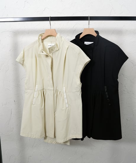 Stretch  nylon　ZIP vest　【ラスト2点】