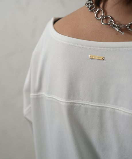 Boat neck　long tee