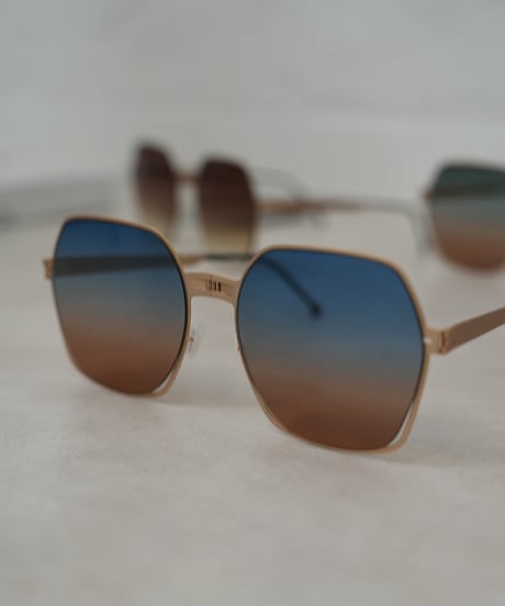 【ROAV】　ご予約  MEGAN sunglasses